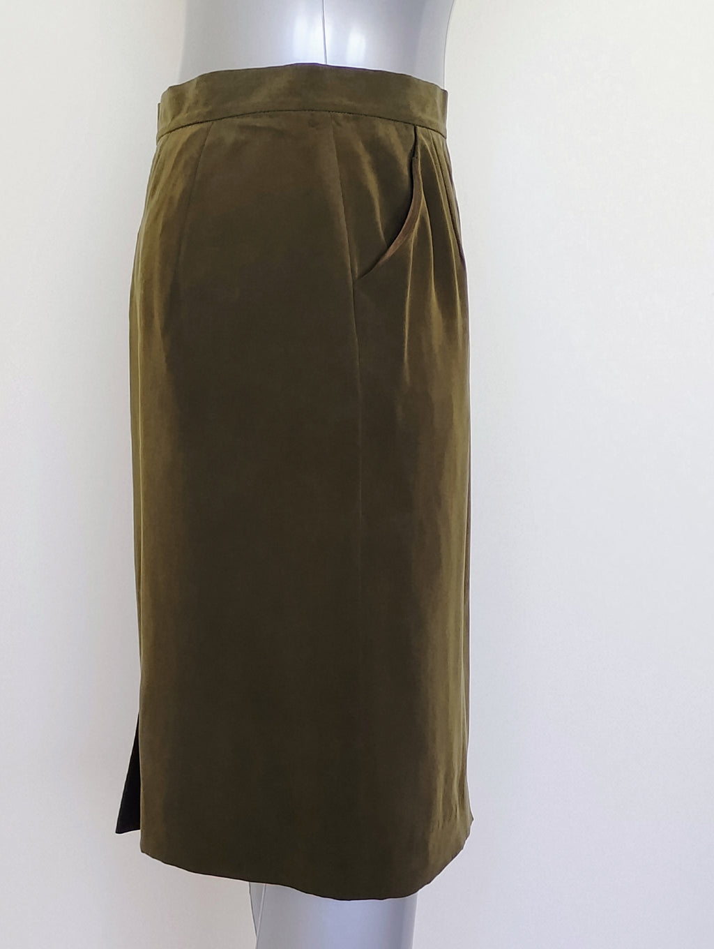 Jones New York Silk Pencil Skirt – Velvety Finish | Women’s Fitted Skirt